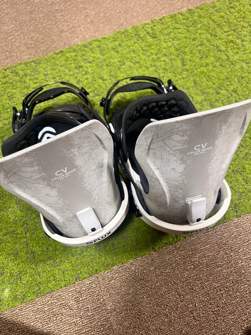 FLUX CV スノーボード　ビンディング　Mサイズ22-23