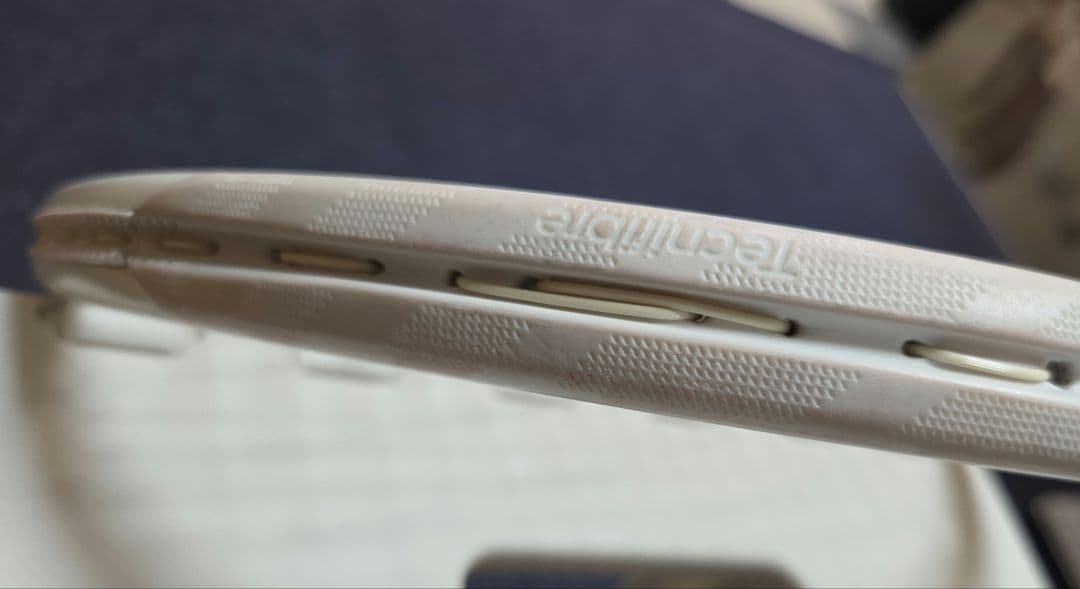 Tecnifibre T-Fight 300 テニスラケット グリップサイズ2