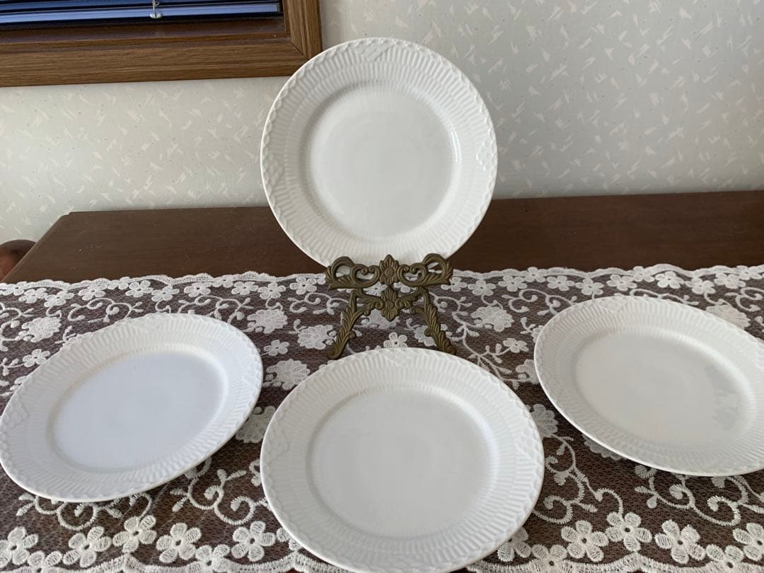 ロイヤルコペンハーゲン ホワイトフルーテッドハーフレースプレート 19cm4枚
