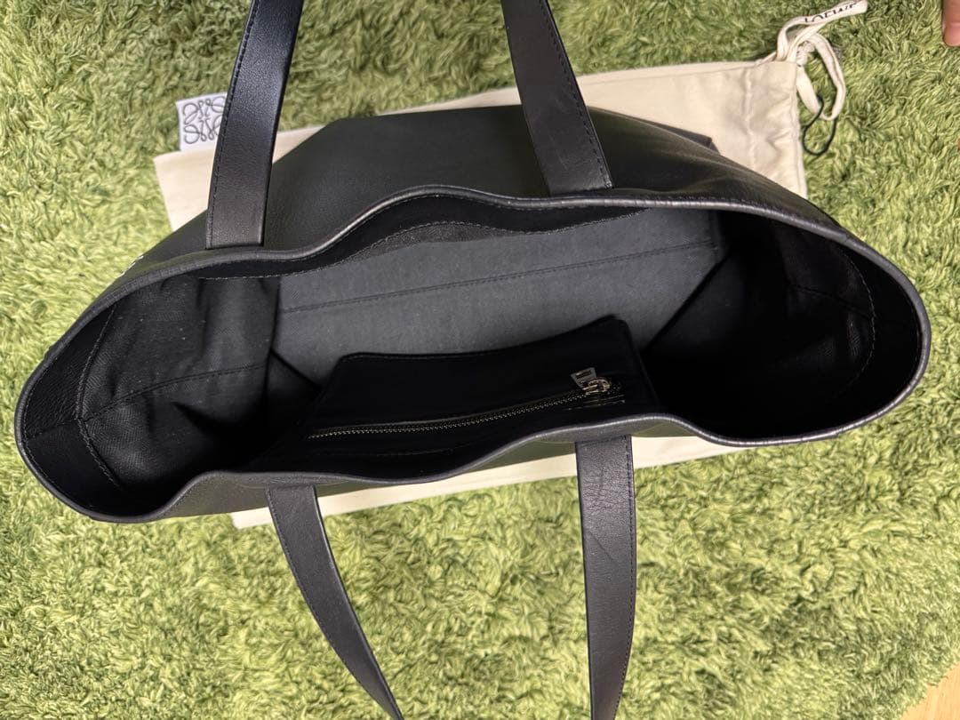 ロエベ イースト ウエスト ショッパー トートバッグ レザー かいとん