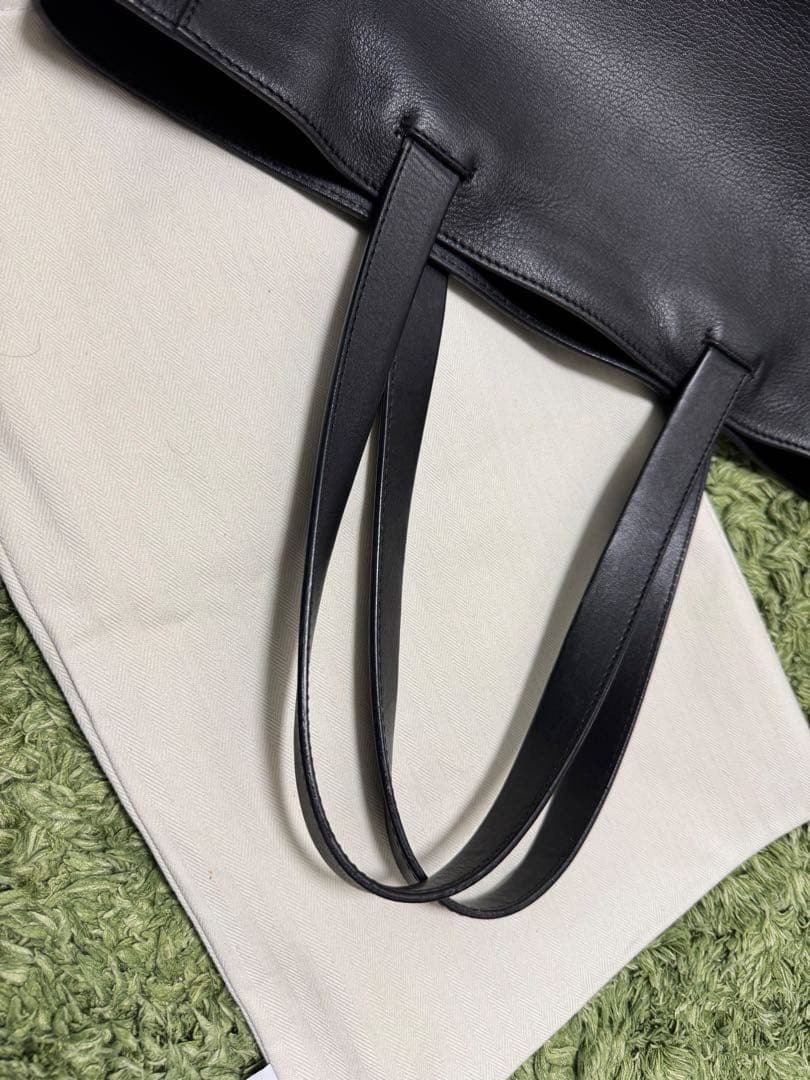 ロエベ イースト ウエスト ショッパー トートバッグ レザー かいとん