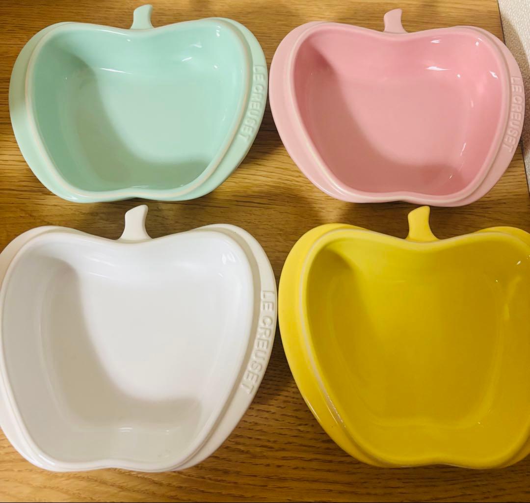 ルクルーゼ　ミニアップルディッシュ　４枚セット　レア