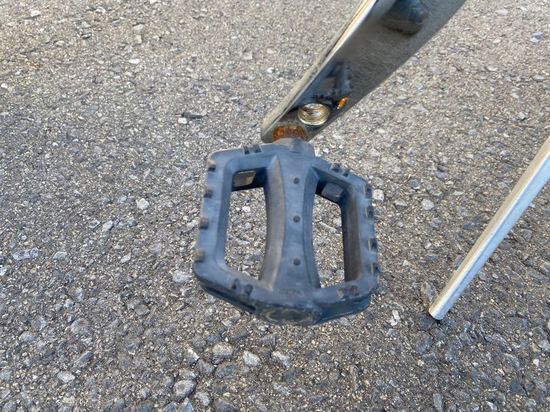 子供用自転車 紫色 前カゴ付き 20インチ