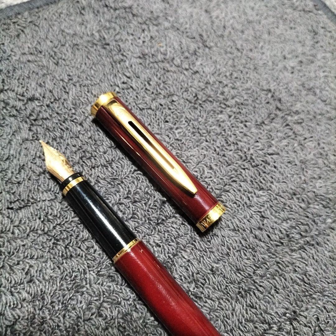 18Ｋ WATERMAN 赤い樹脂製万年筆 金色装飾