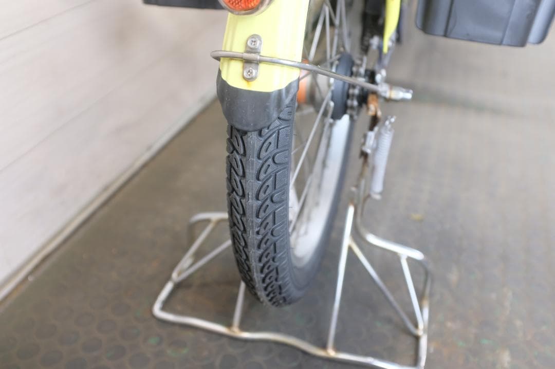 パナソニック ギュット 20インチ　3段　8.9Ah（3点灯）充電器あり