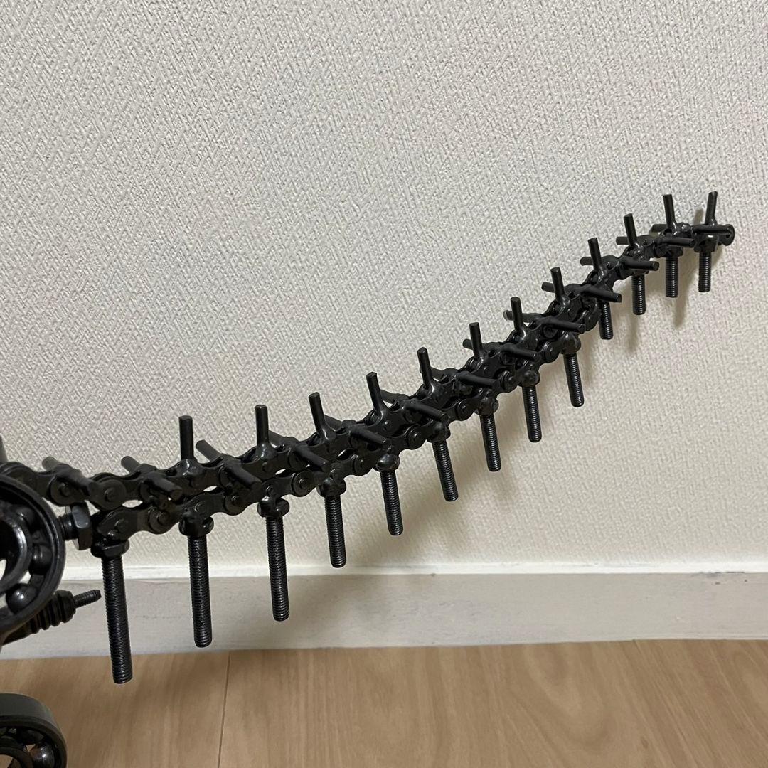 【美品/匿名配送】恐竜(大)　メタルアート　廃材アート　ボルト・ナットアート