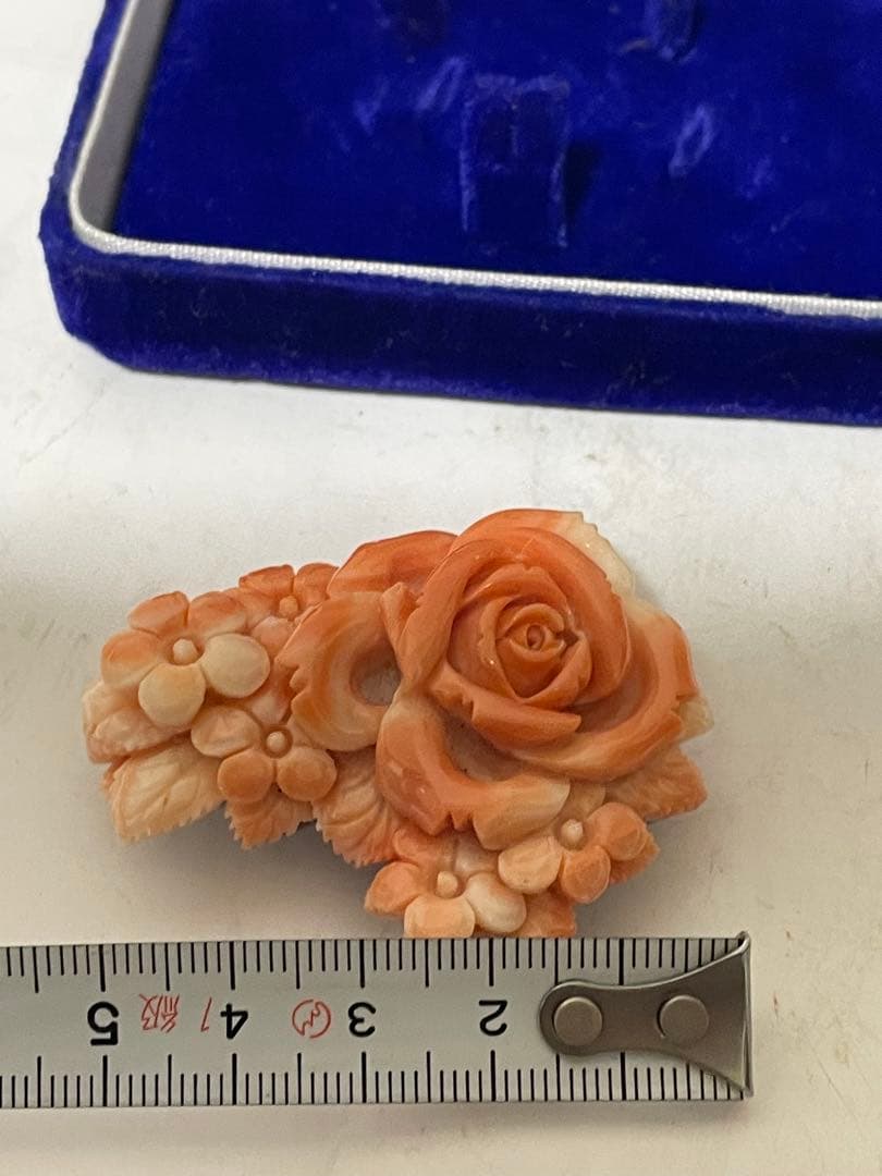 珊瑚　天然珊瑚　帯留め　コーラル花彫刻シルバーブローチ重约46g