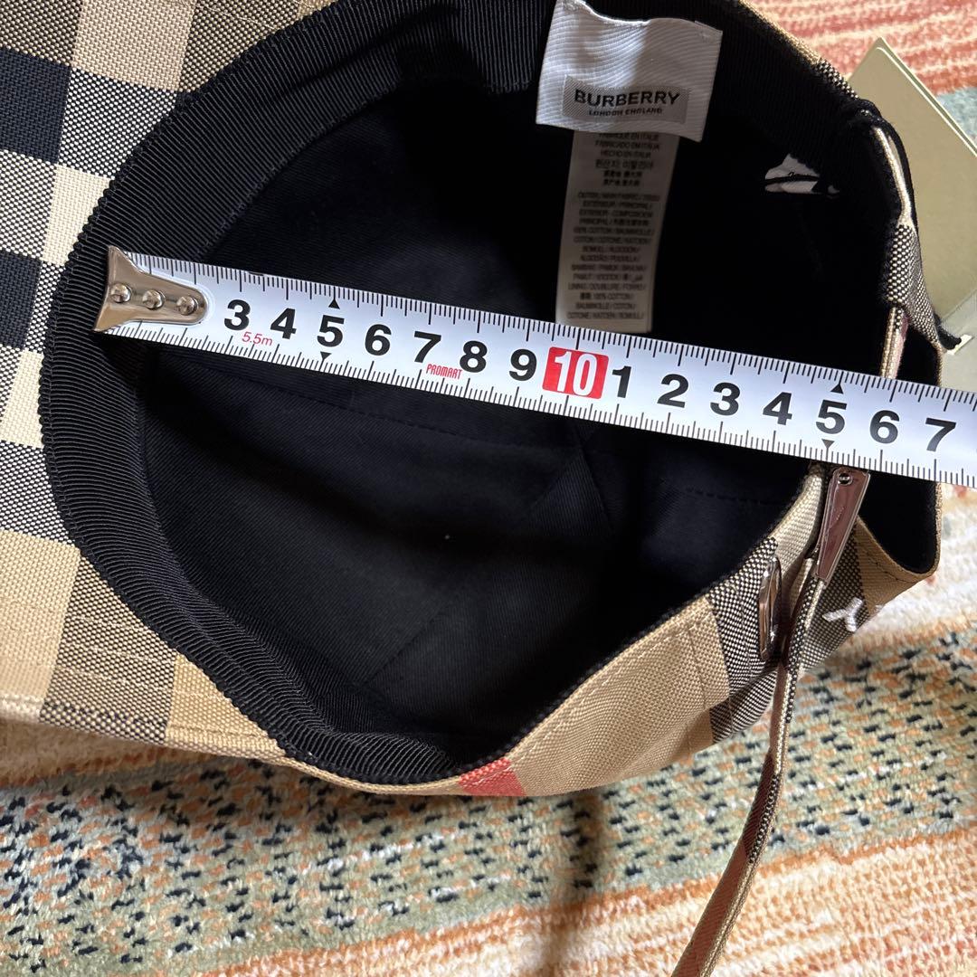 バーバリー　キャップ　ユニセックス