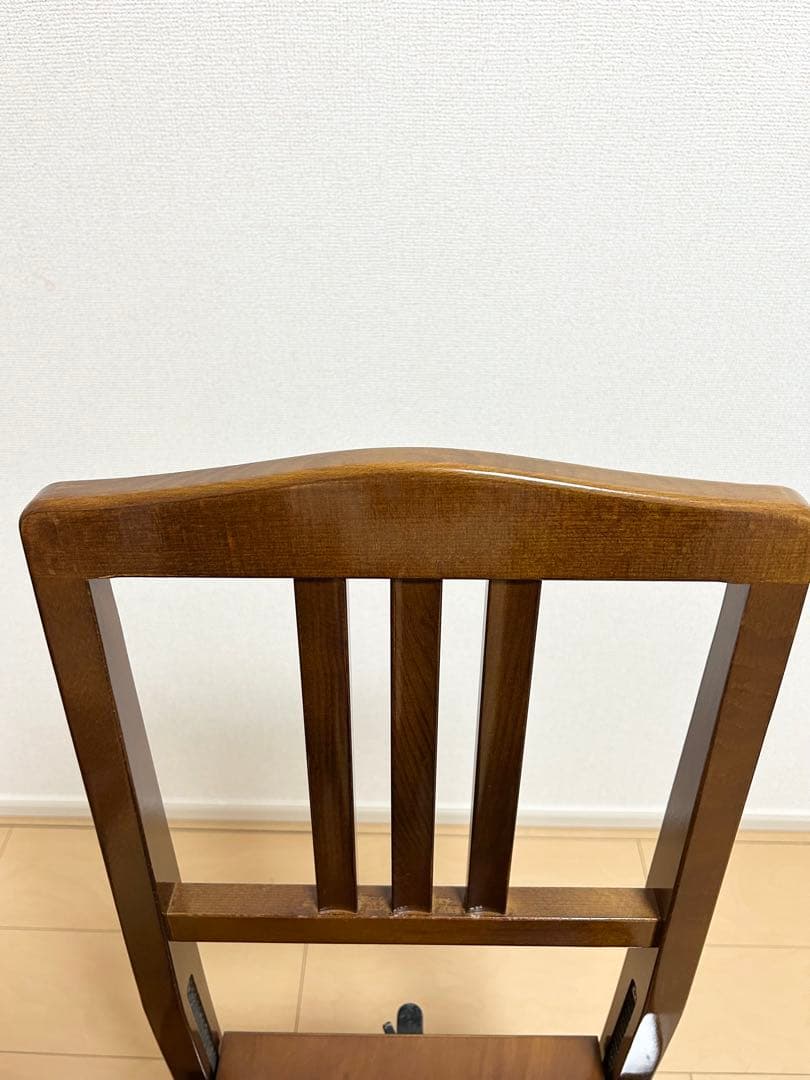 ピアノ　トムソン椅子　木目　茶　ウォールナット