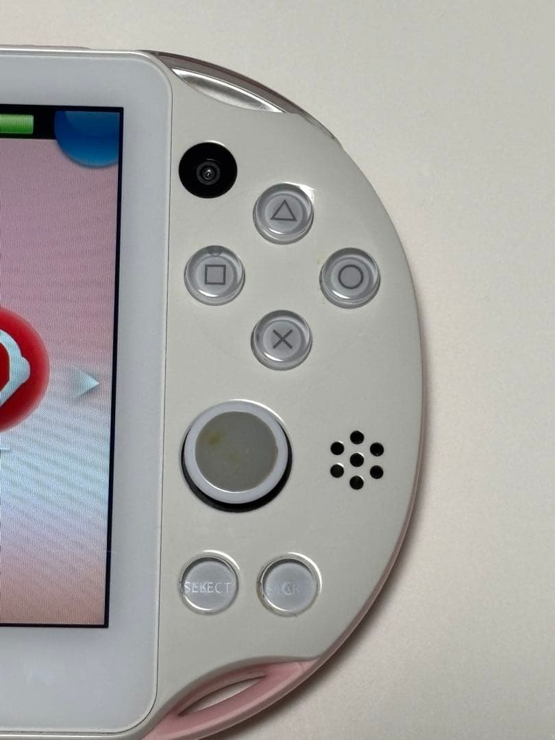 ※商品説明必読　PS Vita PCH-2000 ホワイトピンク
