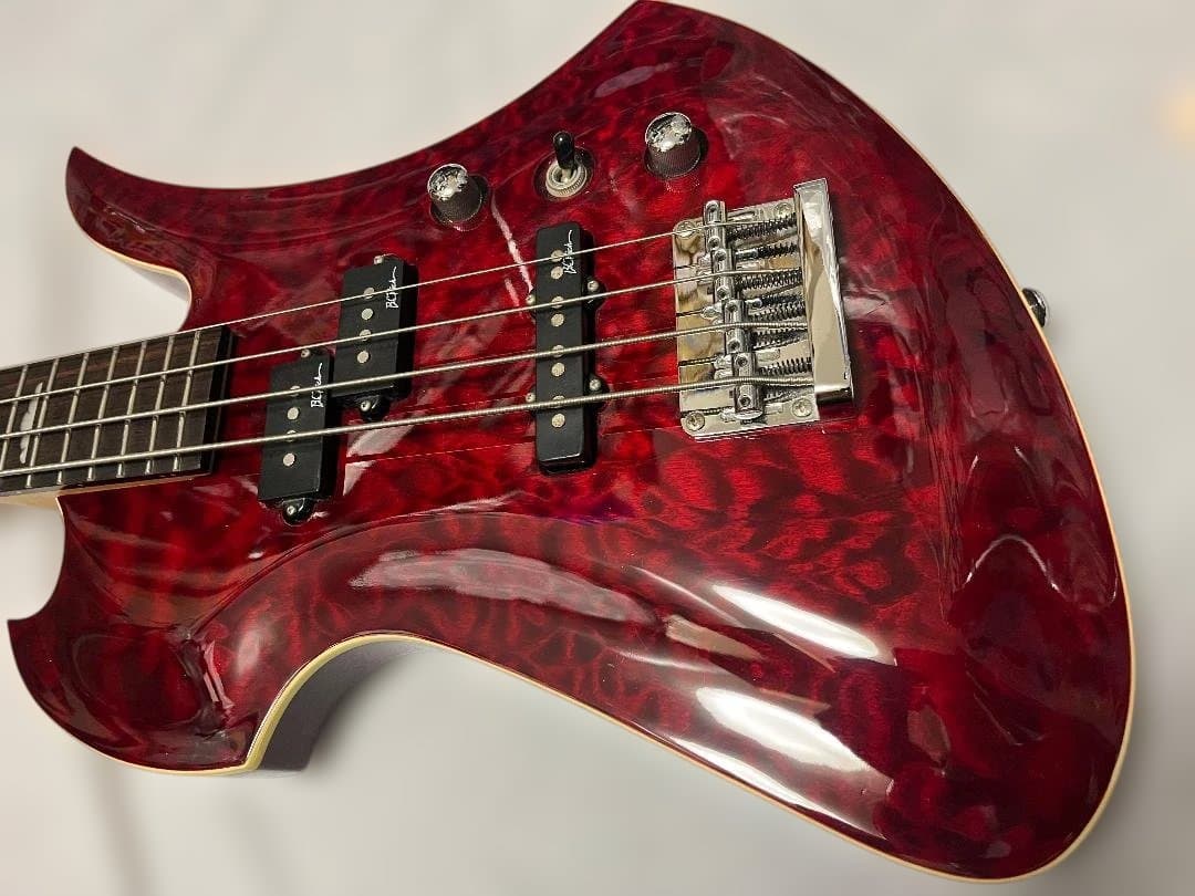 B.C.Rich モッキンバードベース　シースルーレッド　Masterpiece