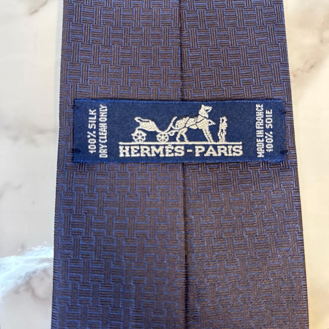 【極美品✨】HERMES ネクタイ　ネイビー　ファソネ　鍵　紺　刺繍