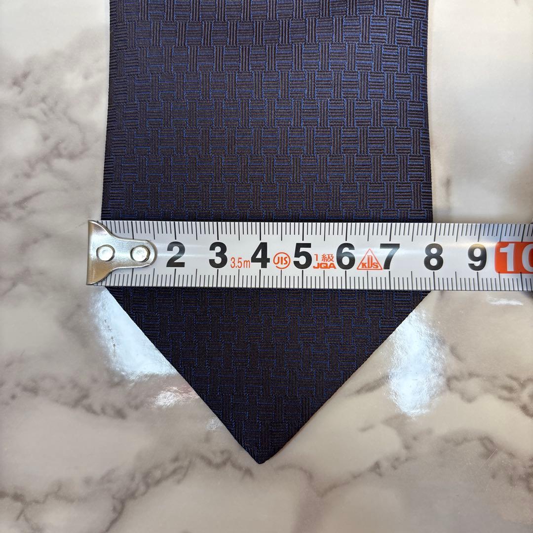 【極美品✨】HERMES ネクタイ　ネイビー　ファソネ　鍵　紺　刺繍