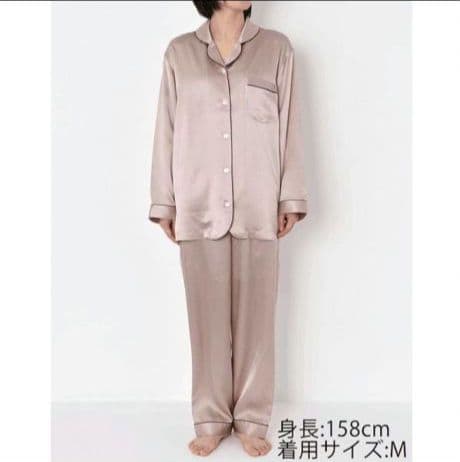 y*u様 新品タグ付き ワコール 睡眠科学 シルク パジャマ ルームウェア M