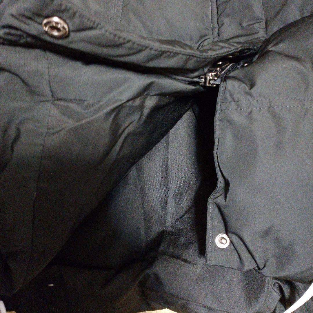 リボン付き黒ダウンジャケット フード付き