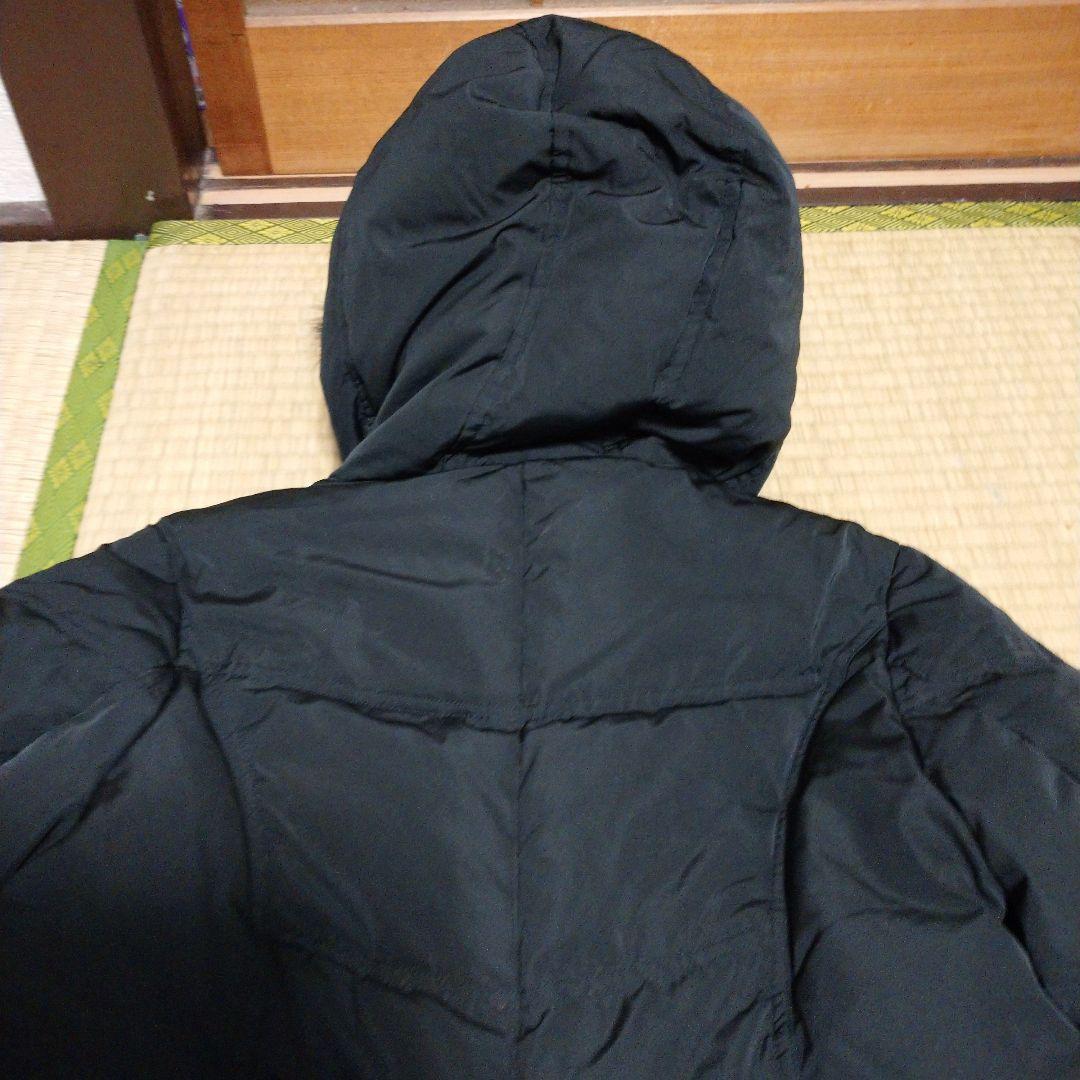 リボン付き黒ダウンジャケット フード付き