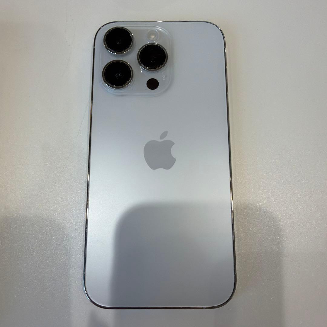 Apple iPhone 14 Pro シルバー 本体 256GB