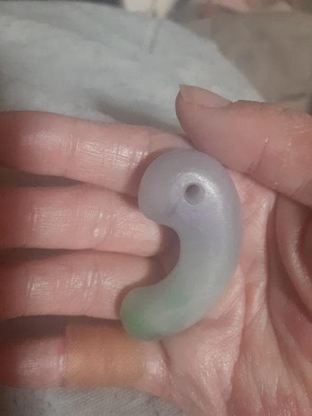 ももこ♡。古代出土糸魚川３色大翡翠勾玉