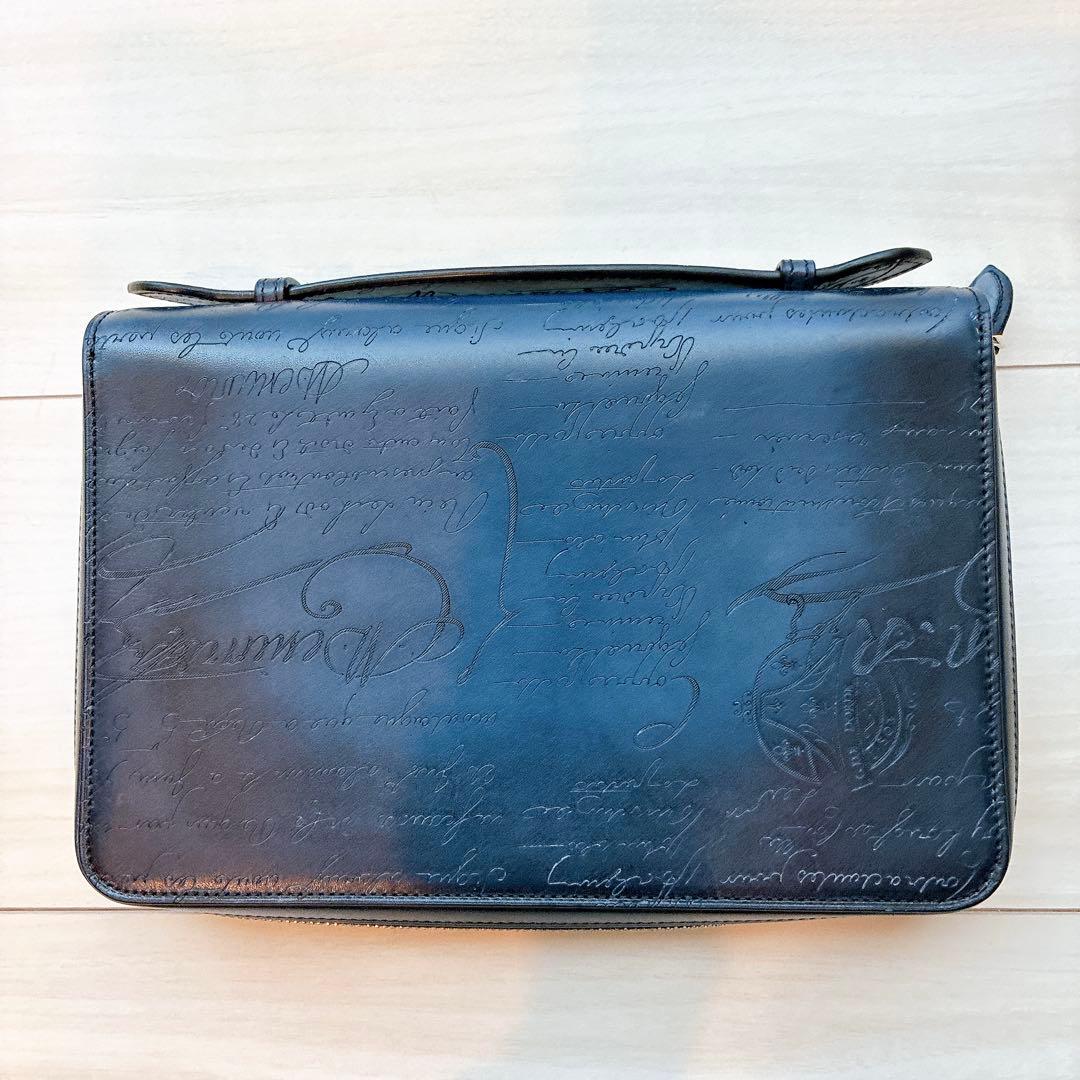 【ベルルッティ】イタウバ ワイド マキシウォレット