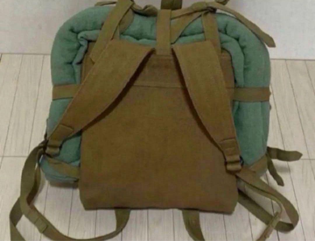 日本軍 帝国陸軍兵用九九式背囊（複製品）と毛布（新品）、飯盒付き（中古）蛸足背囊