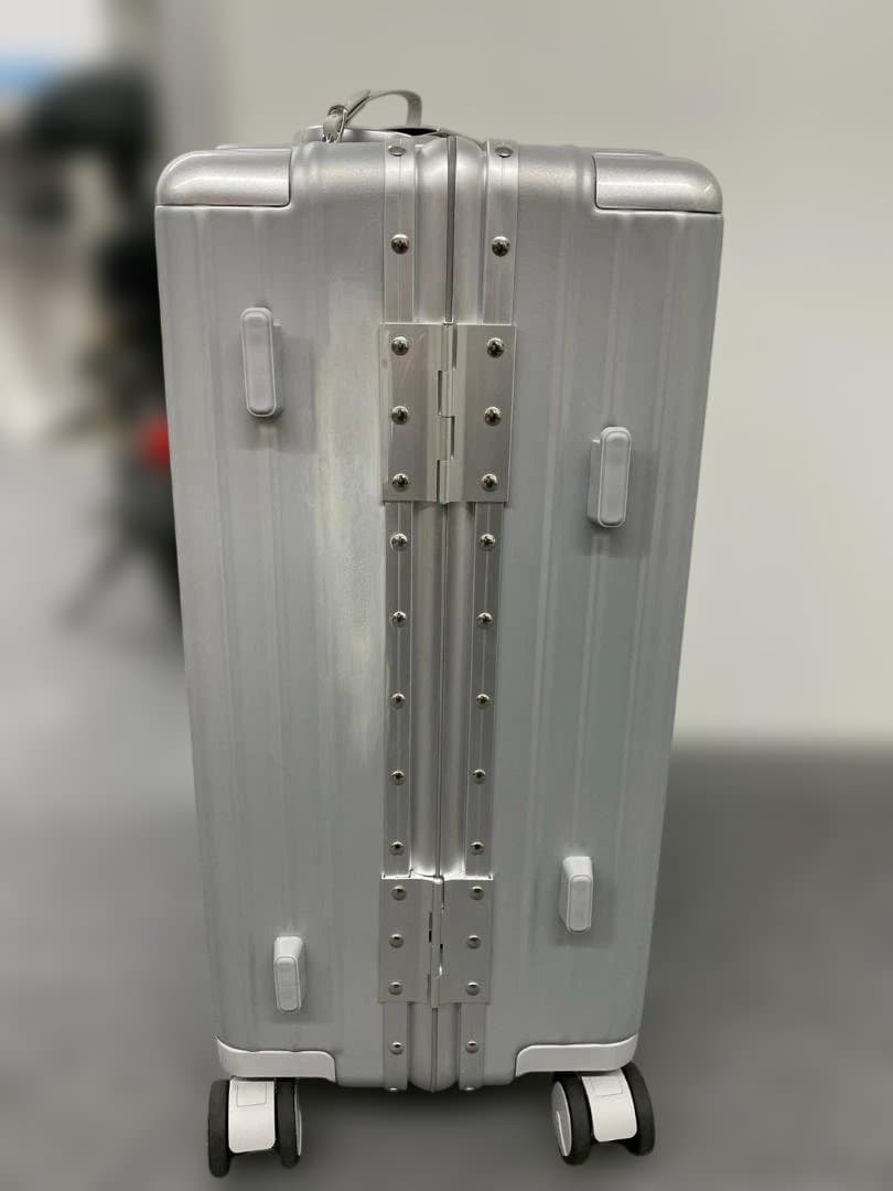 リベティ多機能キャリーケース【マットシルバーSサイズ】A14