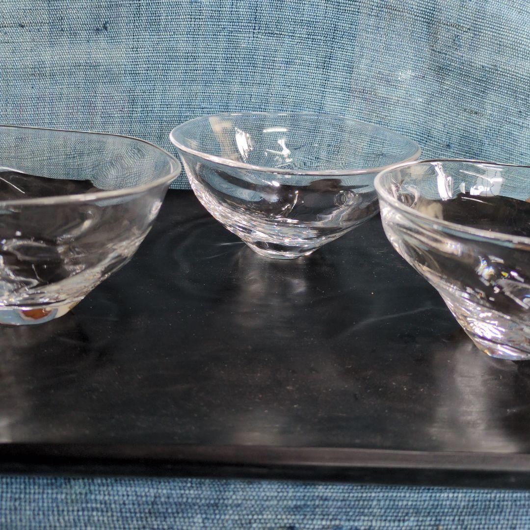 李慶子さんの石ころボウル2点