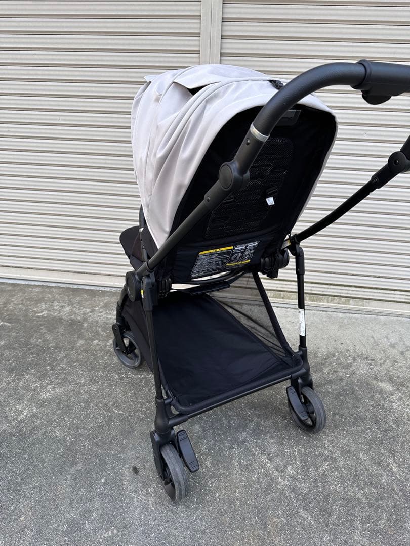 りあ アップリカ ルーチェフリーAB(2024年7月購入) ベージュ