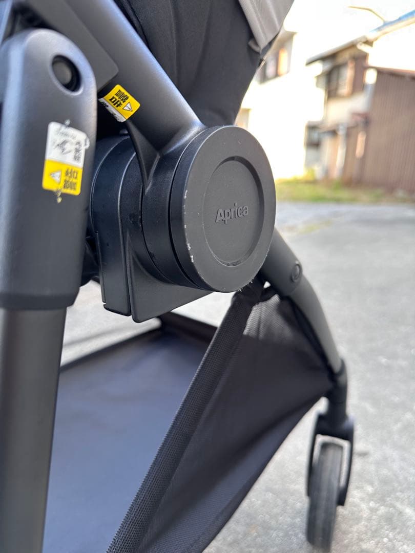 りあ アップリカ ルーチェフリーAB(2024年7月購入) ベージュ