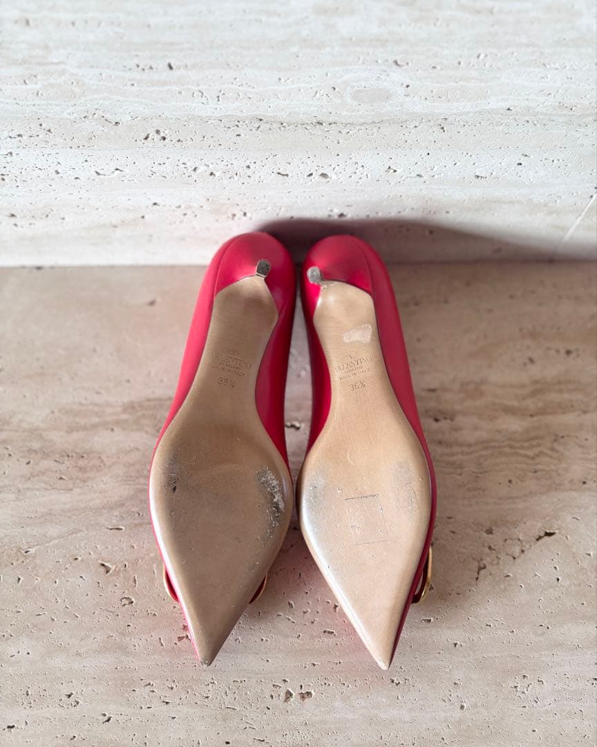 ♡*様 【VALENTINO】パンプス　ヒール　レッド　Vロゴ　36 1/2