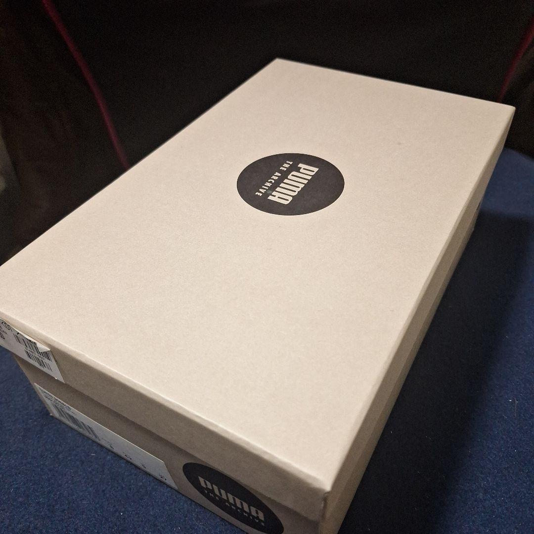 週末限定価格 PUMA Suede 90681S ブラック/シルバー