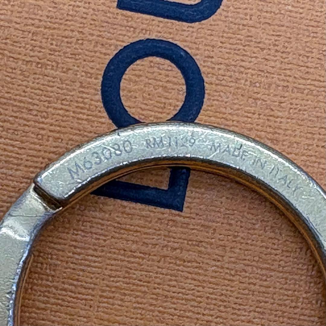 LOUIS VUITTON ルイヴィトン　ポルトクレ　カプシーヌ　キーリング