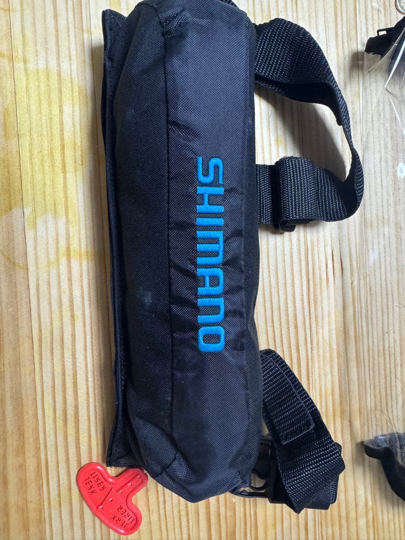 SHIMANO ブラック ライフジャケット