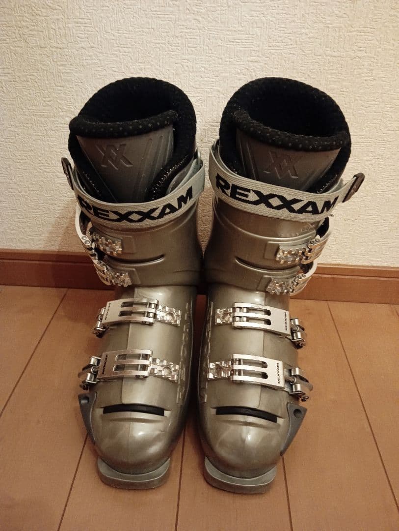 美品【K2 】【3点スキーセット】★板153cm★ブーツ24.5cm シルバー色