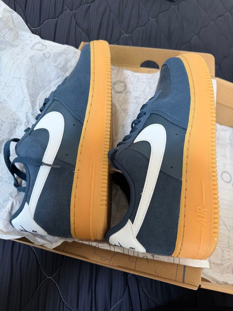 ナイキ エア フォース 1 ’07 LV8 / Nike Air Force1