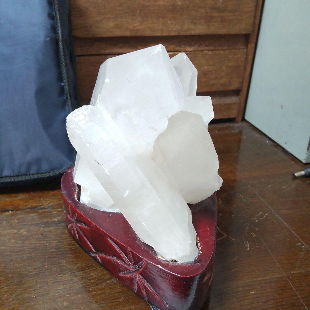 水晶、美形？置き石