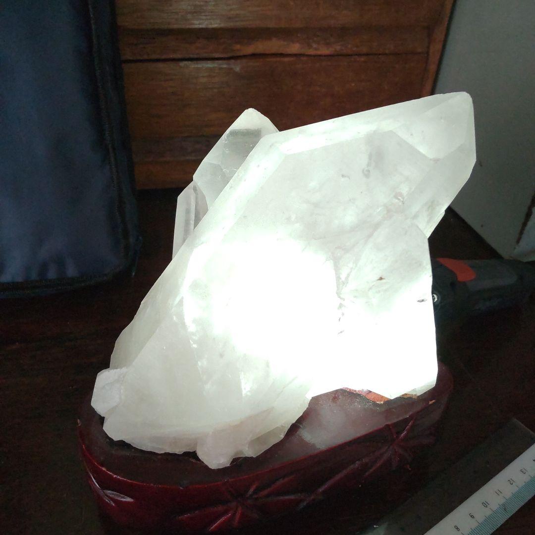 水晶、美形？置き石