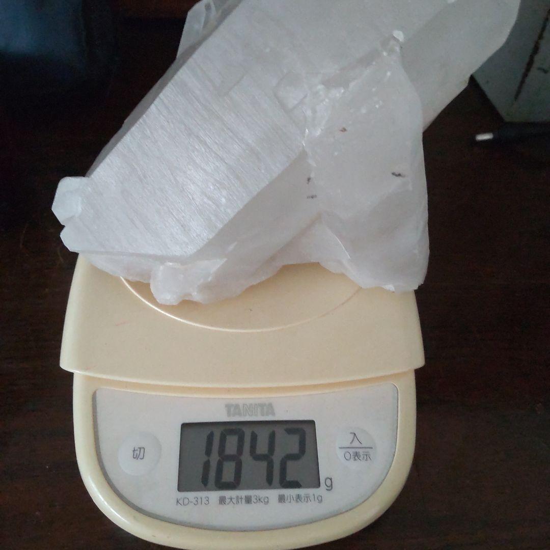 水晶、美形？置き石