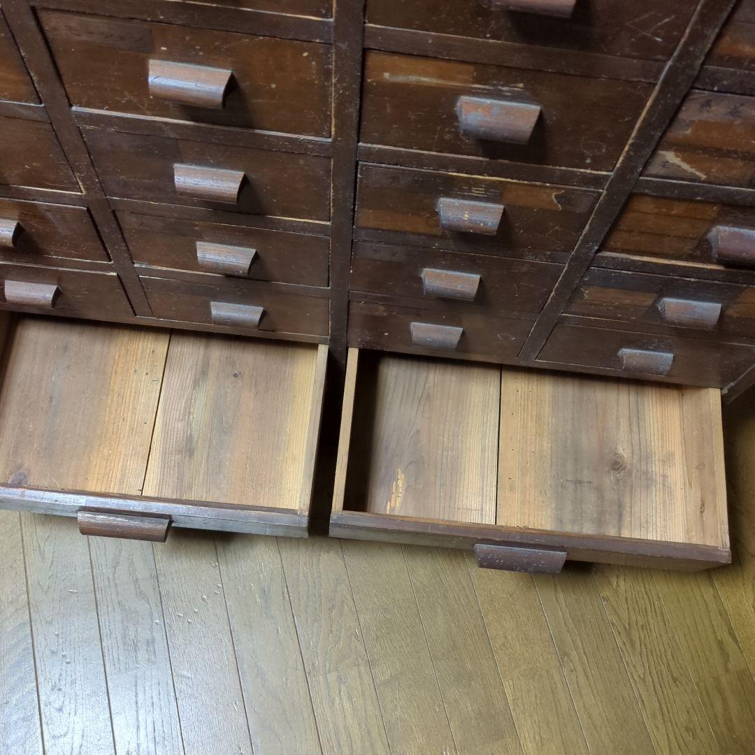 木製引き出し式収納 36個