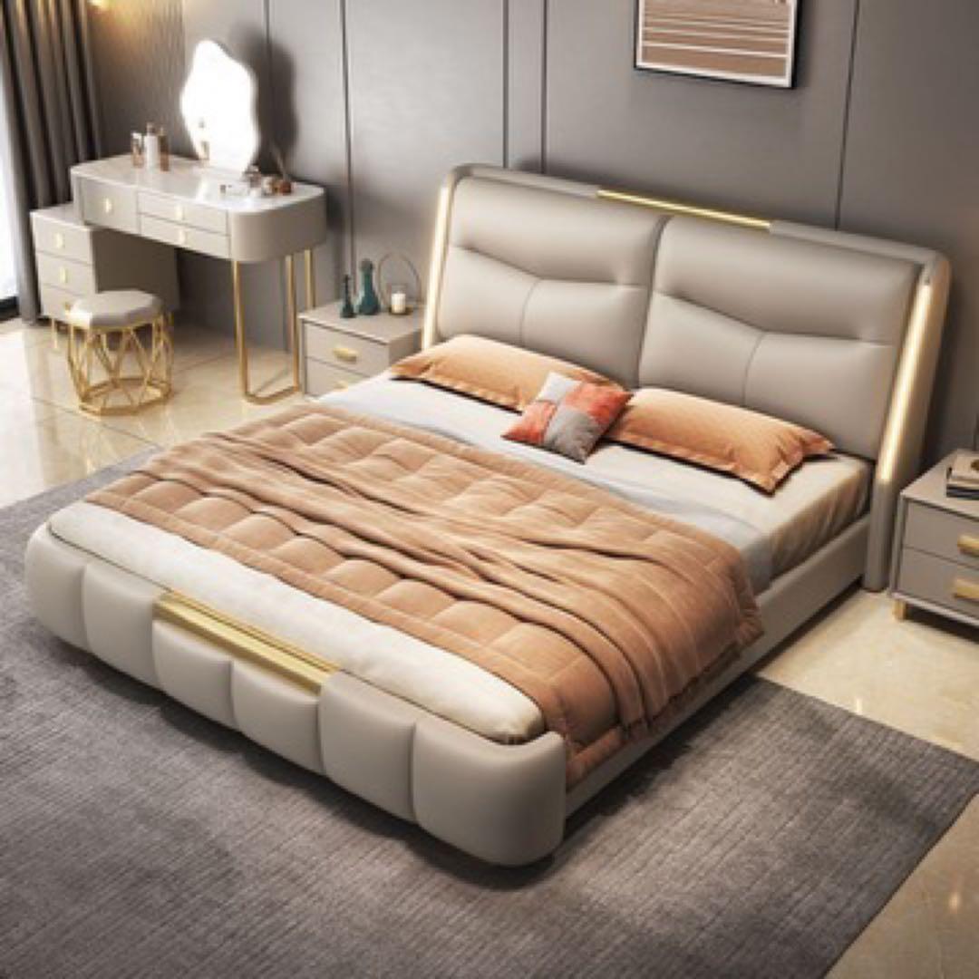 ラグジュアリーモダンベッド クイーンサイズ