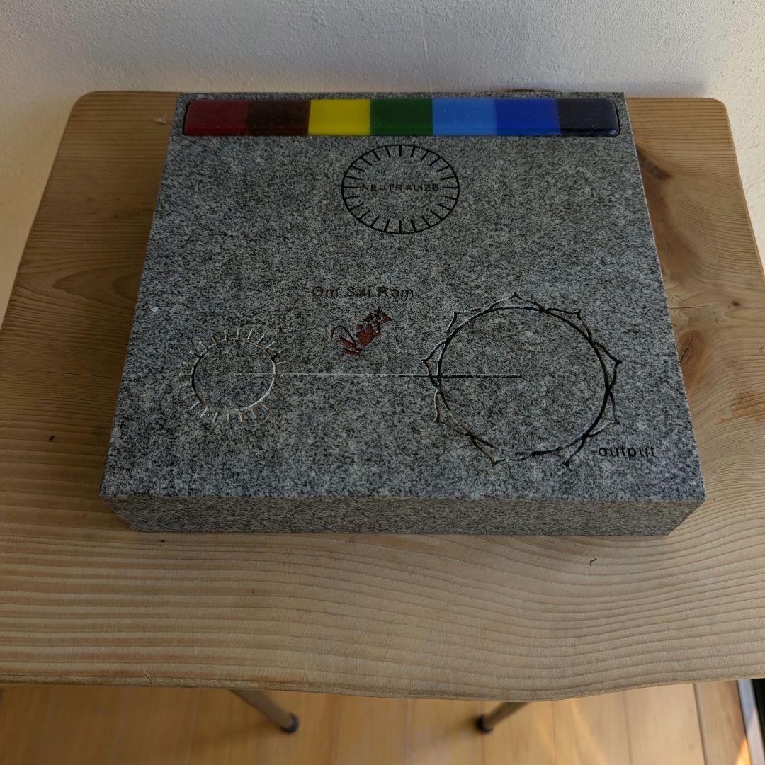 【秘蔵】庵治石×サイババ・マントラ転写プレート｜臨床27年・柔道整復師の特注品