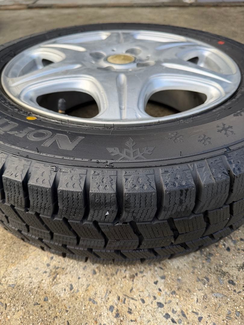 185/65R15 スタッドレスタイヤ ホイールセット