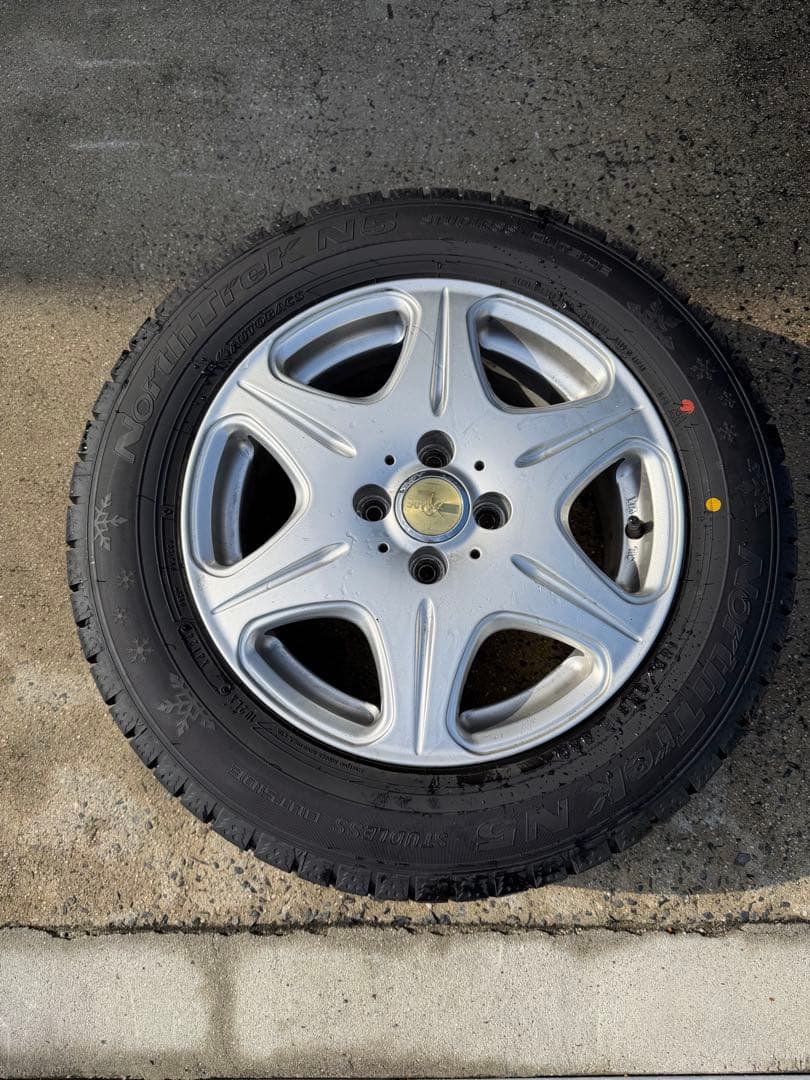 185/65R15 スタッドレスタイヤ ホイールセット