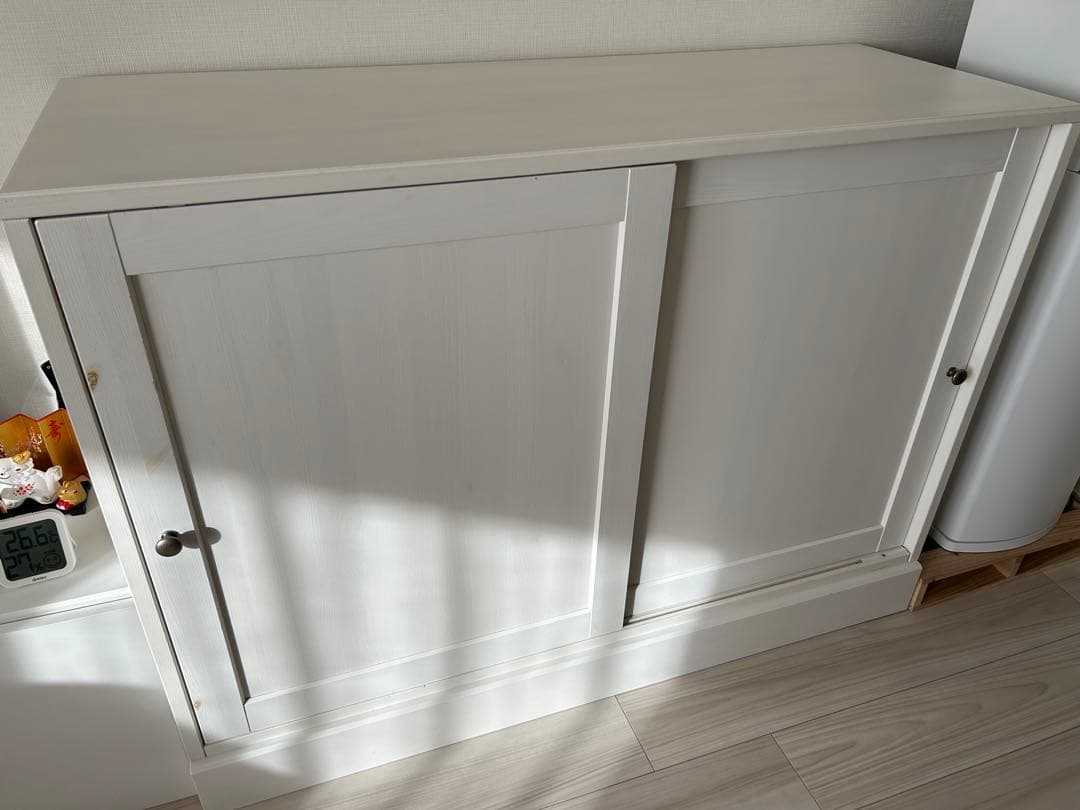 IKEA Havsta (ホワイトキャビネット)