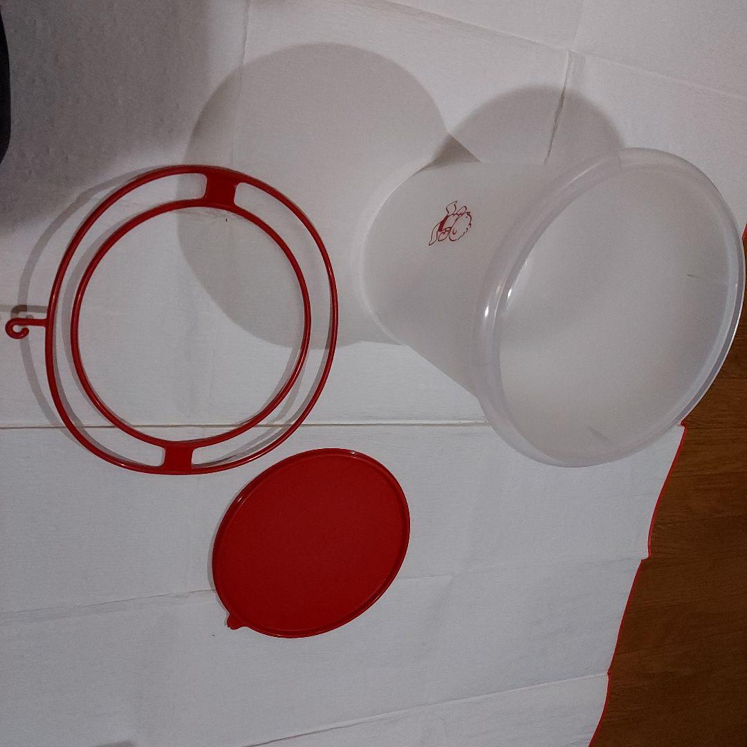 食品保存容器 プラスチック ジャイアント赤、マキシクィーン