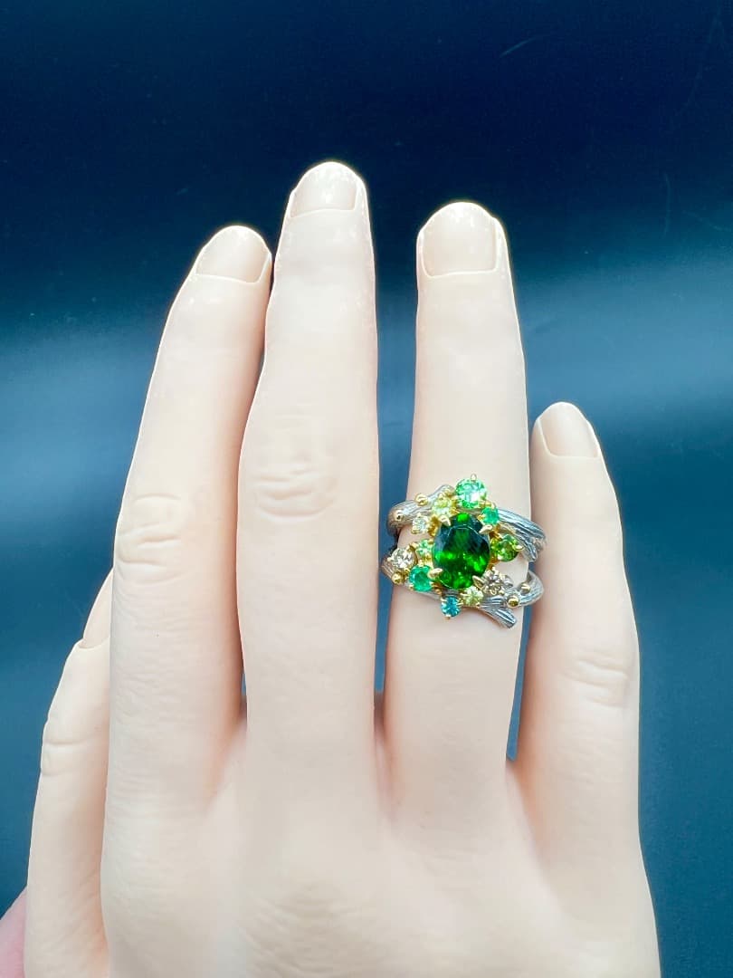 石原タイコ　K18ホワイトゴールド ダイオプサイド リング　福原佐智