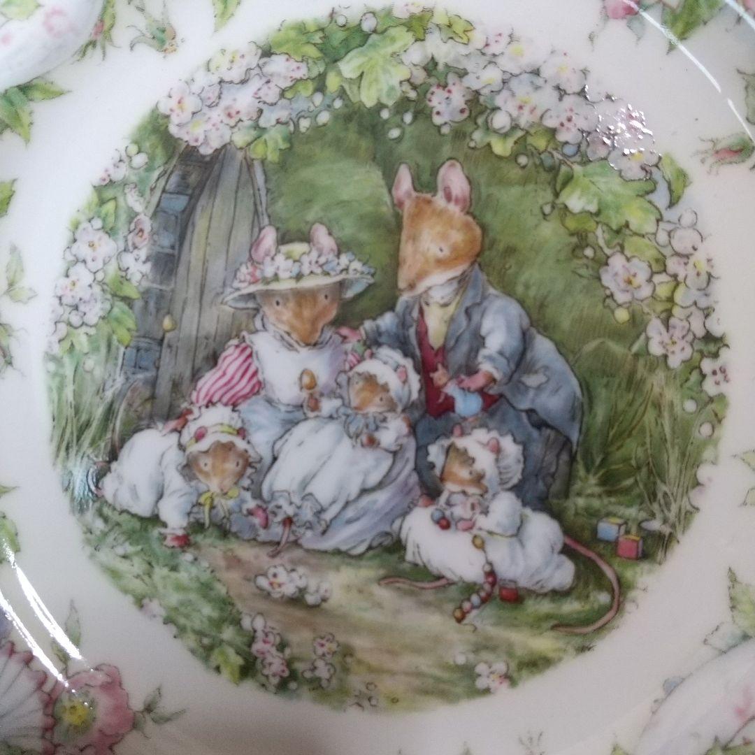 ロイヤルドルトン ブランブリーヘッジ THE POPPIES BABIES 希少