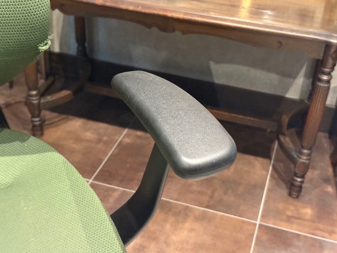 ⑦KOKUYO コクヨ　デスクチェア　オフィスチェア　イングチェア　H