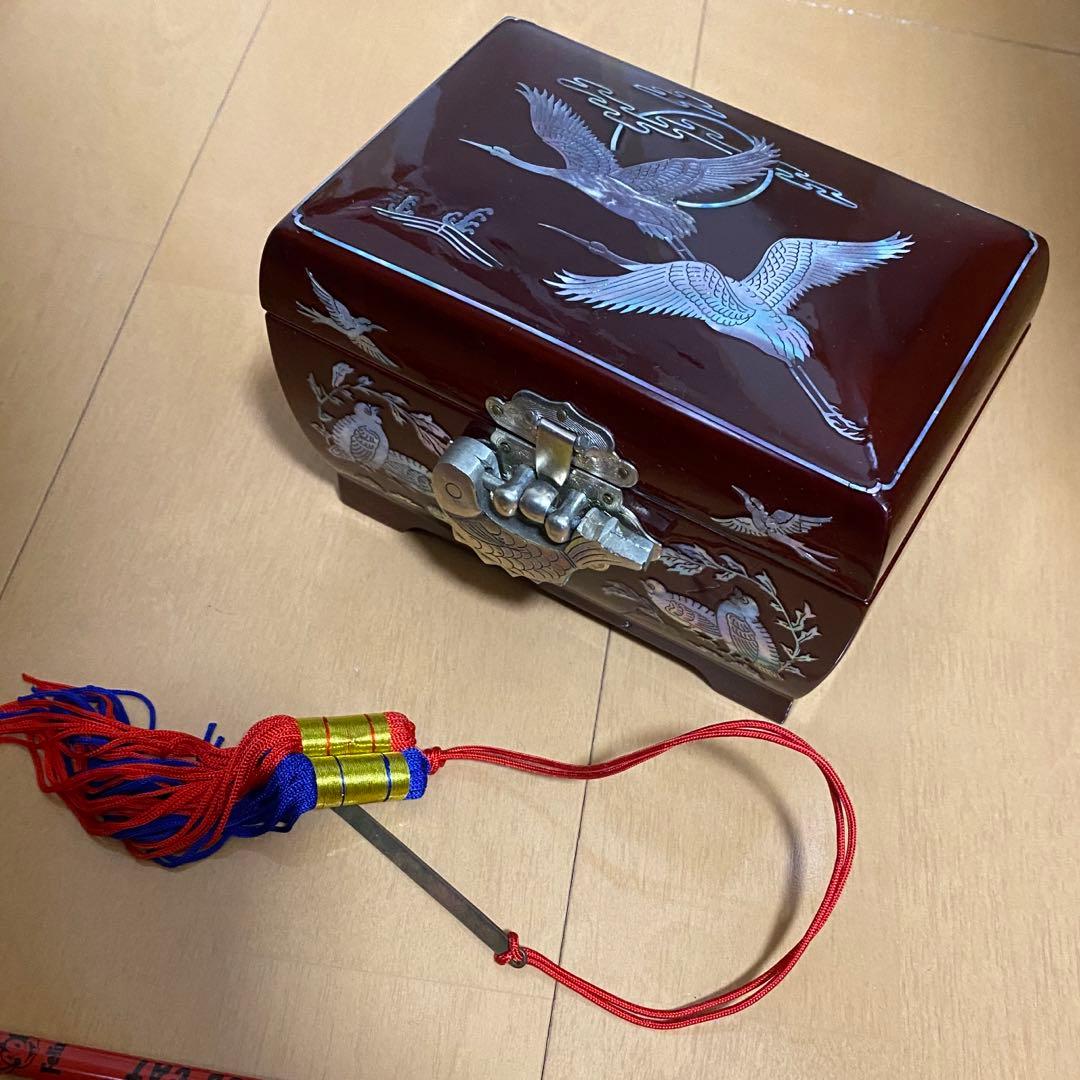 螺鈿細工　ジュエリーボックス　箱　新品