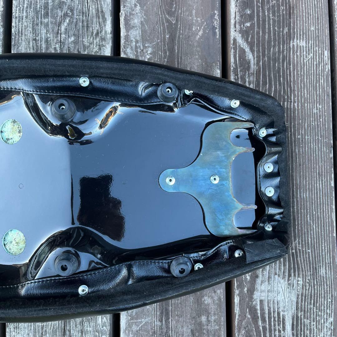 SR400/500 モーターロック　薄型ベーツタイプTTシート