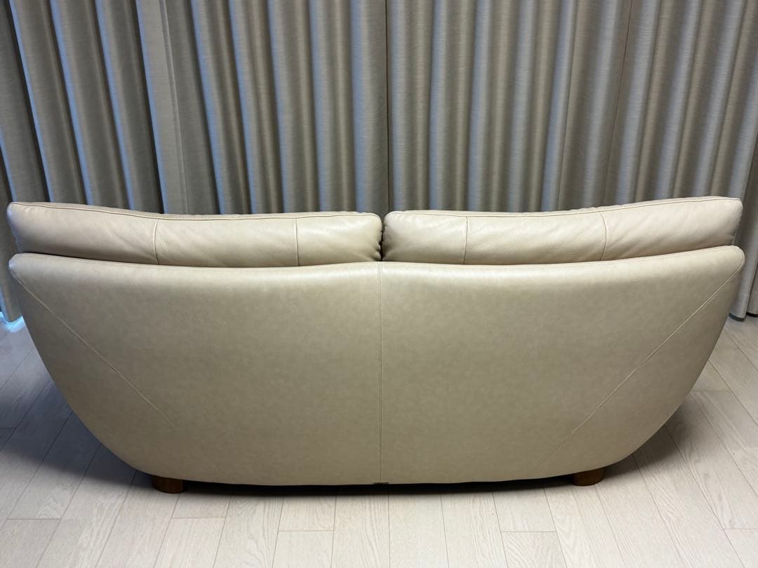 【送料込み】カリモク ZT8312レザー 2人掛けソファ（使用に問題なし）